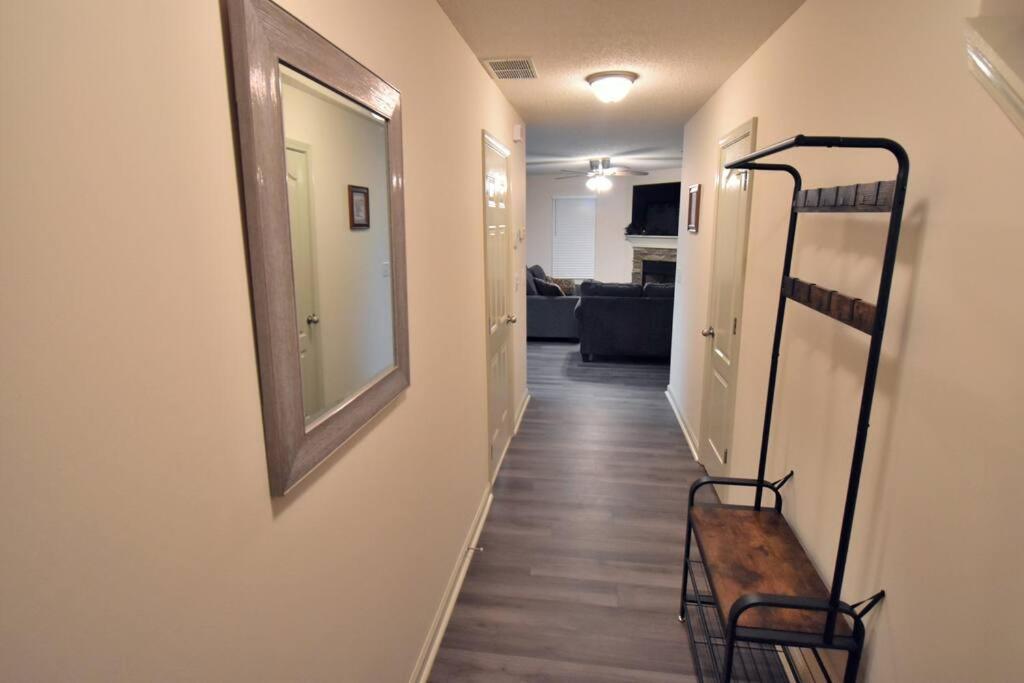 Cozy Renovated Winder Townhouse Traveller Awards 2025 Winner ภายนอก รูปภาพ