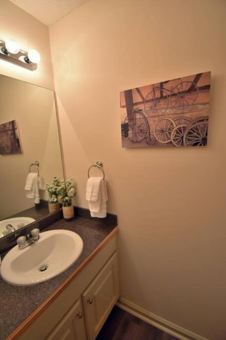Cozy Renovated Winder Townhouse Traveller Awards 2025 Winner ภายนอก รูปภาพ